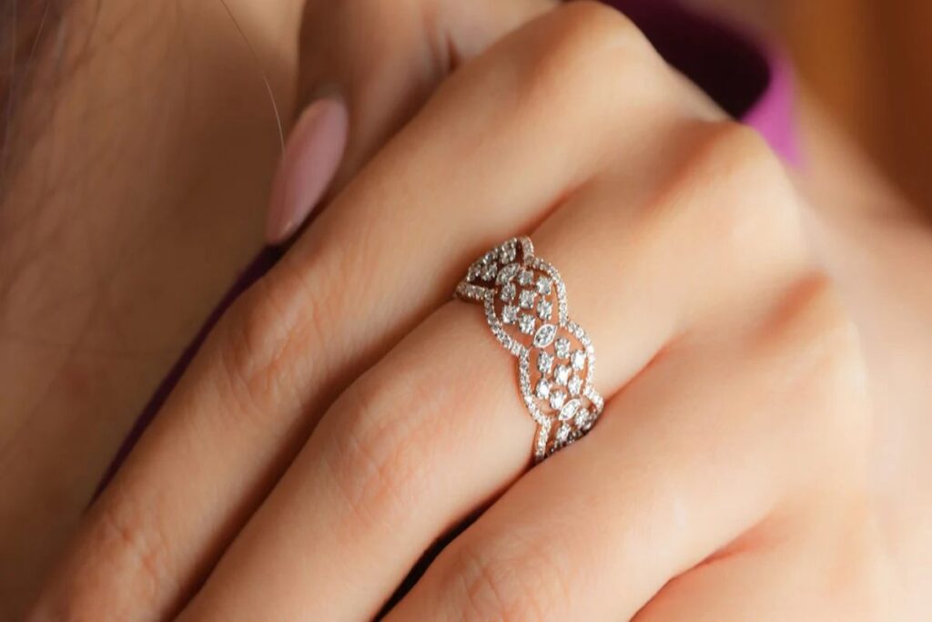 Elegant Lab Grown Diamond Wedding Bands That Stand the Test of Time