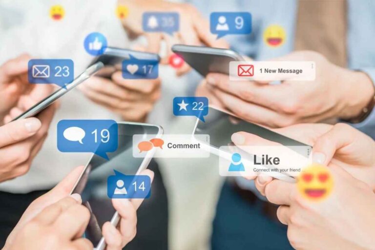 Social Media_ Transforming Communication and Connection in the Modern World